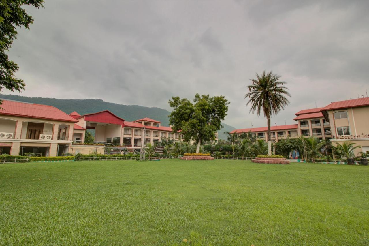 Oyo 3575 The Wave International Hotell Jamshedpur Exteriör bild