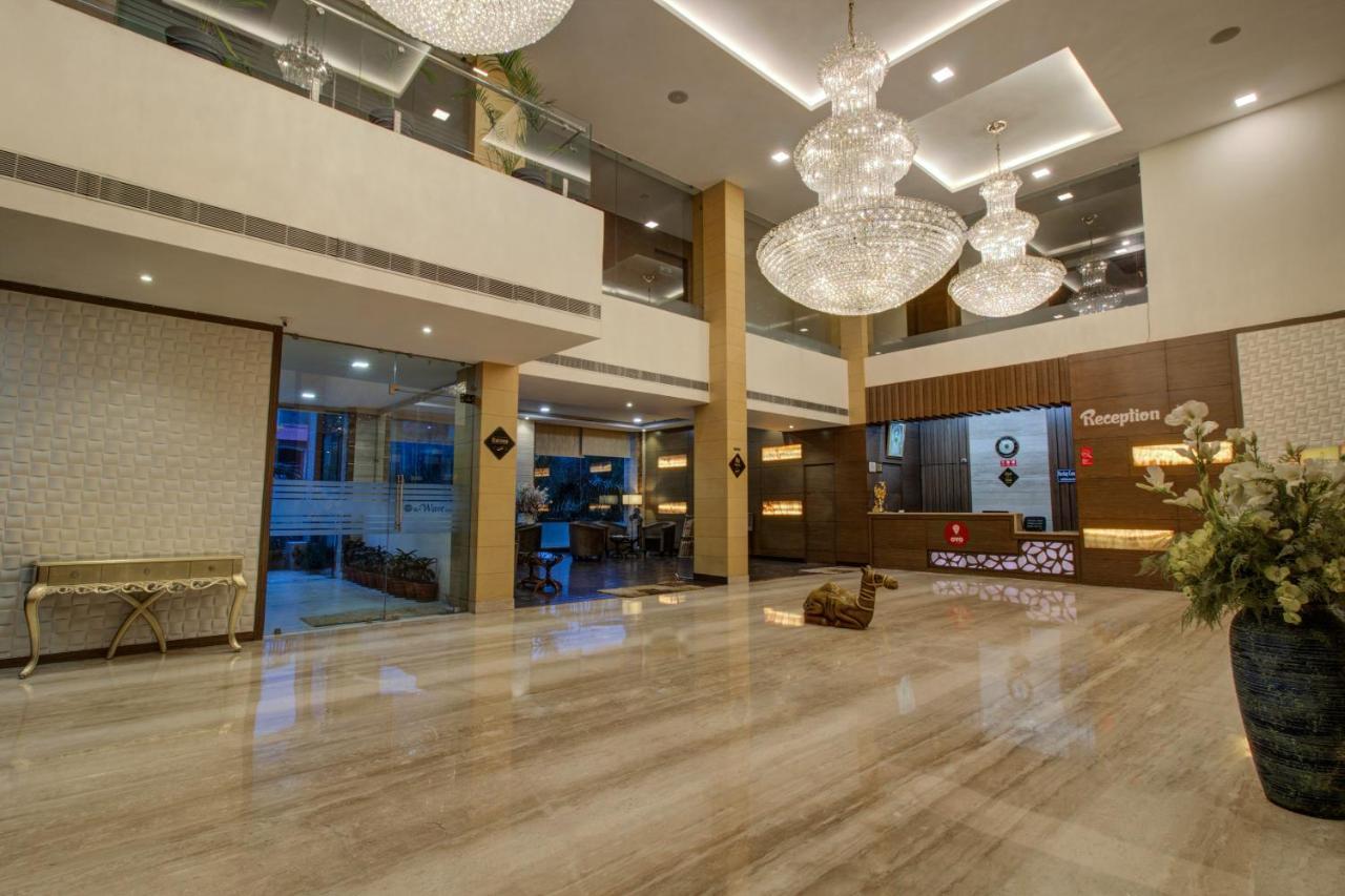 Oyo 3575 The Wave International Hotell Jamshedpur Exteriör bild